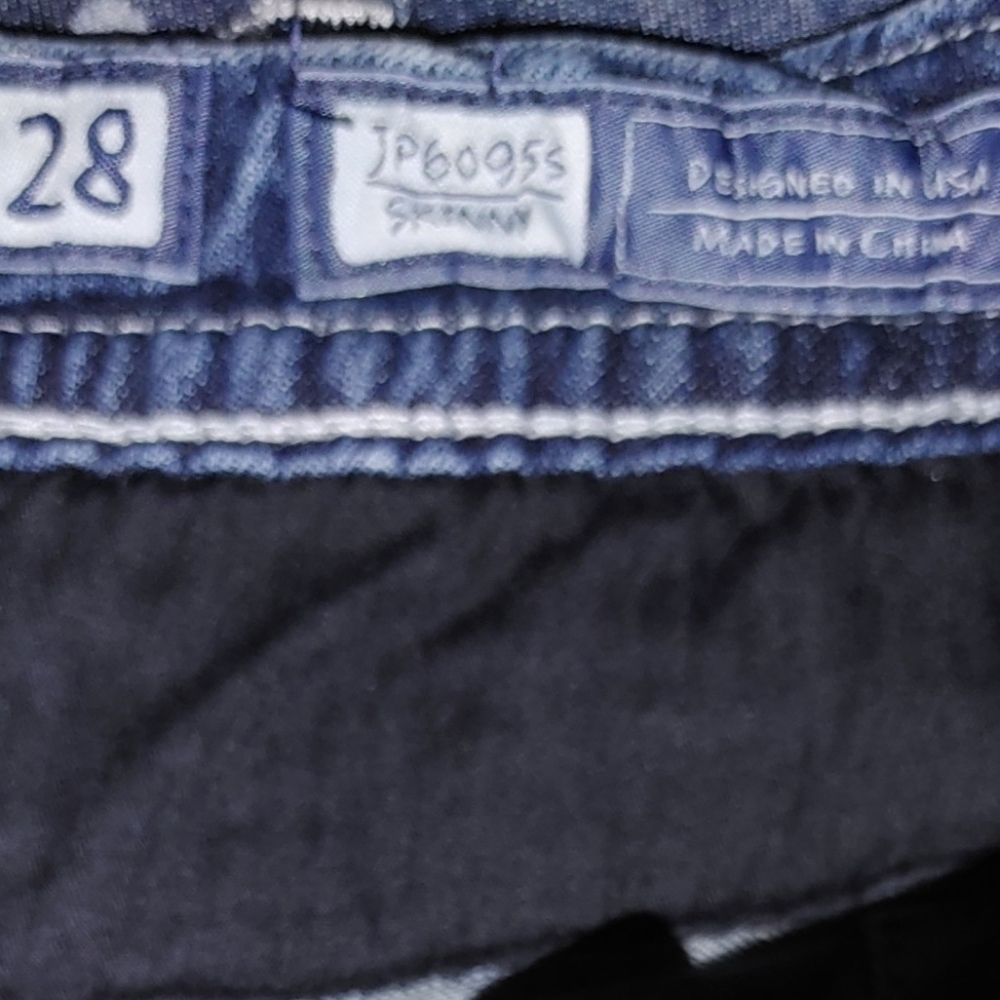 Miss Me Jean Shorts - Picture 4 of 4